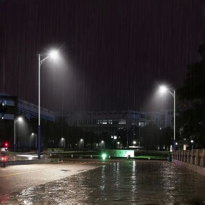 Integrated Solar Street Light With High Efficiency Lithium Battery For Tropical Climate