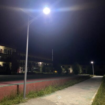 IP65 Waterproof Solar Street Light Integrated With Motion Sensor Sidewalk