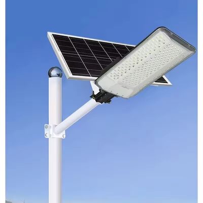 Qualität Split-Type dreiseitige Solarstraßenleuchte 3030 Lichtquelle, hohe Batteriekapazität, IP65 wasserdicht für Garten, Innenhof, Auffahrt Fabrik